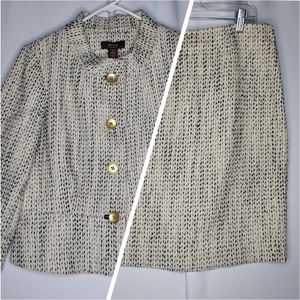 Victor Alfaro Skirt Suit Set 14P Cream Textured Straight High Neck Button Office